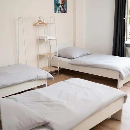 Design Ferienoase Mit Einzelbetten - 2 Schlafzimmer - Waschmaschine - Parkplatz Pirna Exterior photo