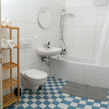 Design Ferienoase Mit Einzelbetten - 2 Schlafzimmer - Waschmaschine - Parkplatz Pirna Exterior photo