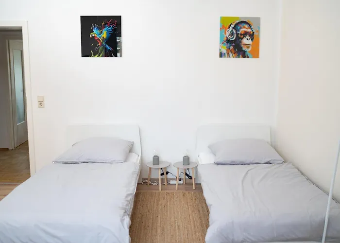 Design Ferienoase Mit Einzelbetten - 2 Schlafzimmer - Waschmaschine - Parkplatz